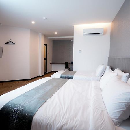 Stay 365 Hotel Changlun Quarto foto